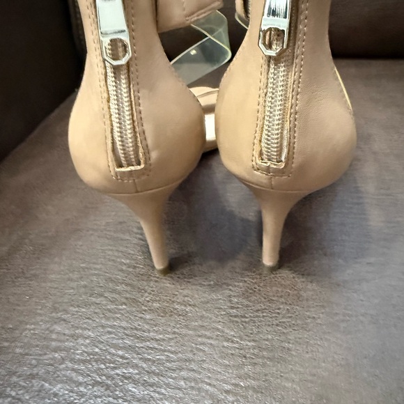 Women's Size 7.5 Louise et cie 3" Heels - Tan Strappy with heel zipper - Picture 5 of 6